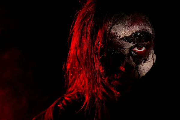 Zombie Asustadizo Sobre Fondo Oscuro Primer Plano Monstruo Halloween —  Fotos de Stock