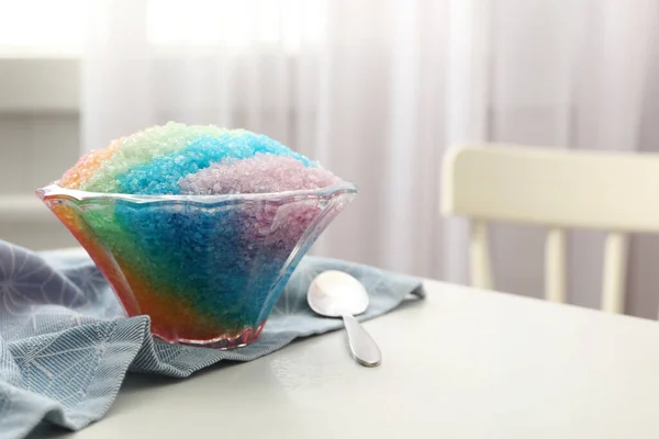 Arco Iris Afeitado Hielo Tazón Postre Vidrio Cuchara Mesa Blanca —  Fotos de Stock