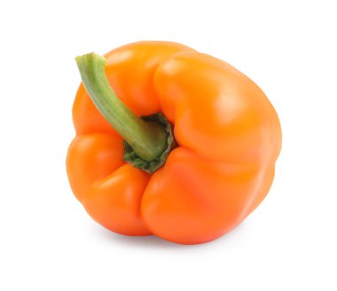 Olgun portakal dolmalık biber beyaza izole edilmiş.