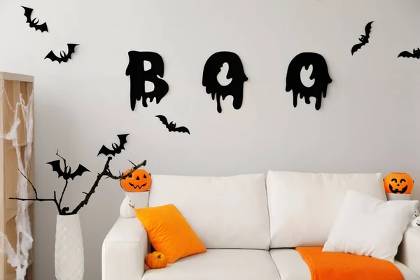 Snygg Rumsinredning Med Kreativ Halloweeninredning — Stockfoto