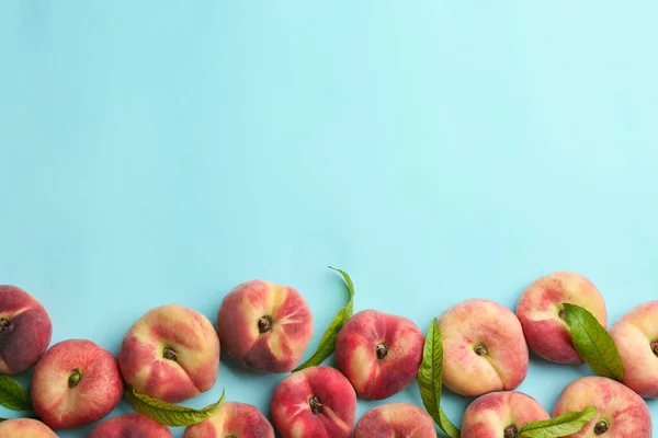 Fresh Donut Peaches Light Blue Background Flat Lay Space Text — Stock Photo, Image