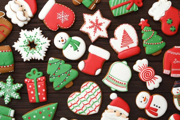 Mnoho Různých Lahodné Vánoční Cukroví Dřevěném Stole Byt Ležel — Stock fotografie