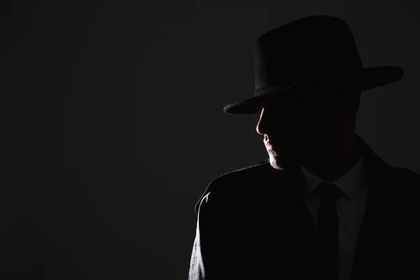 Detective Antigua Con Sombrero Sobre Fondo Oscuro Espacio Para Texto —  Fotos de Stock