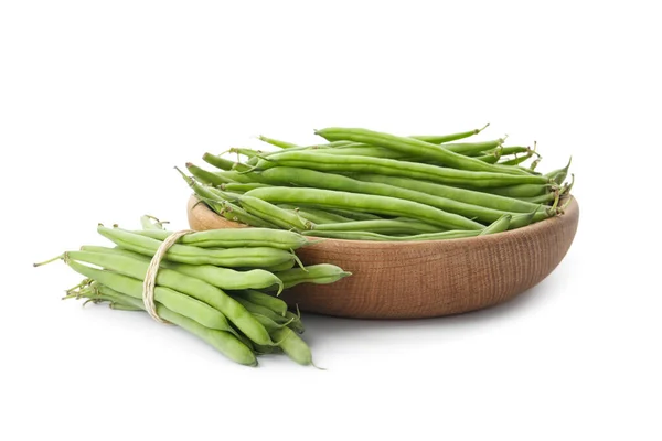 Deliciosas Judías Verdes Frescas Sobre Fondo Blanco —  Fotos de Stock