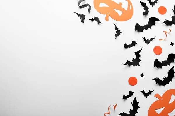Elementos Decoración Halloween Sobre Fondo Blanco Disposición Plana Espacio Para —  Fotos de Stock