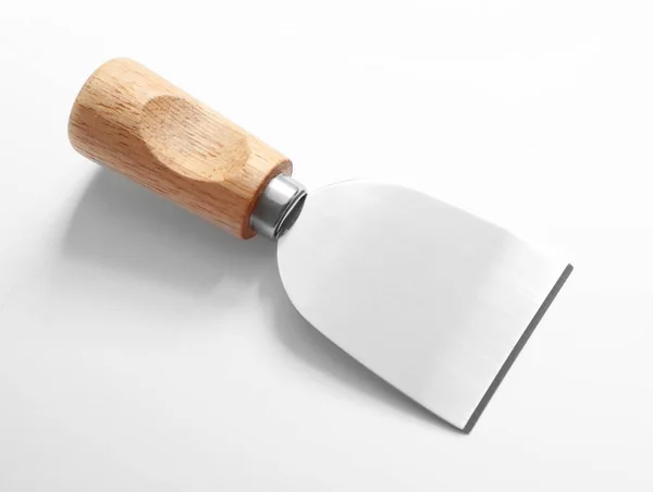 Nůž Sýr Dřevěnou Rukojetí Izolovaný Bílém — Stock fotografie