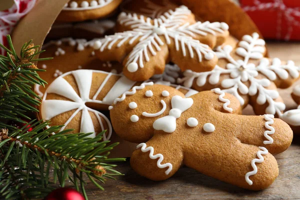 Chutné Vánoční Cukroví Dřevěném Stole Detailní Záběr — Stock fotografie