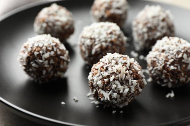 Fındıklı çikolatalı şekerler, yakın plan.