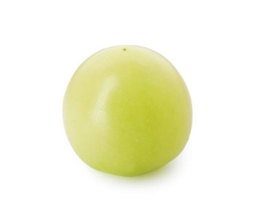 Bir olgunlaşmamış vişneli domates beyaza izole edilmiş.