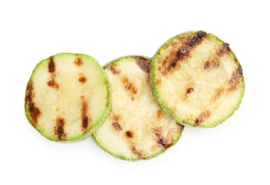 Lezzetli ızgara kabak dilimleri beyaz, üst manzara