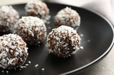 Fındıklı çikolatalı şekerler, yakın plan.