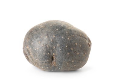 Taze, mor patates. Beyazda izole edilmiş.