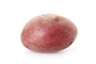 Taze kırmızı patates, beyazda izole edilmiş.