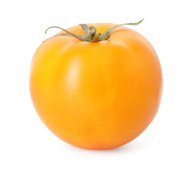 Bir olgun sarı domates beyaza izole edilmiş.