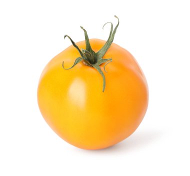 Bir olgun sarı domates beyaza izole edilmiş.