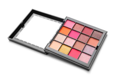 Bir güzel göz farı paleti beyaza izole edilmiş.