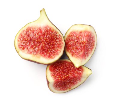 Olgun incir parçaları beyaza izole edilmiş, üst manzara