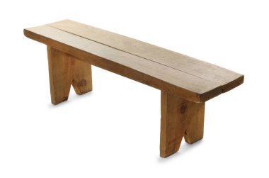 Tahta bank beyaz üzerine izole edilmiş. Kullanılmış eşyalar