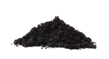 Beyazlar üzerinde izole edilmiş taze toprak yığını