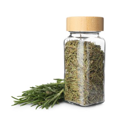 Taze ve kuru biberiye beyazda izole edilmiş.