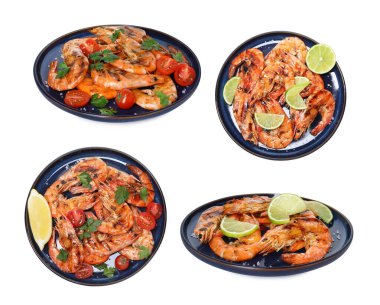 Beyazın üzerinde ızgara karides, hazır. Lezzetli deniz yemekleri.