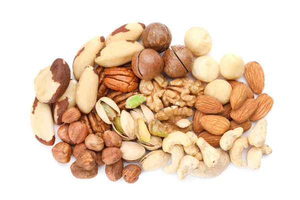 Farklı fındıkların karışımı beyaz, üst görünüm