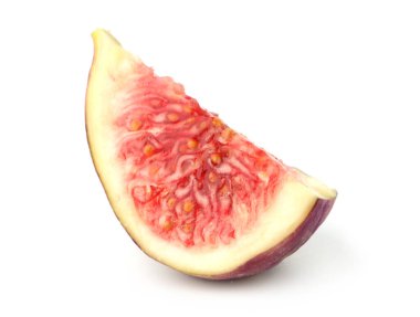 Olgun incir parçası beyazda izole edilmiş.