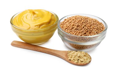 Beyaza izole edilmiş farklı hardal türleri