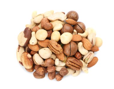 Farklı fındıkların karışımı beyaz, üst görünüm