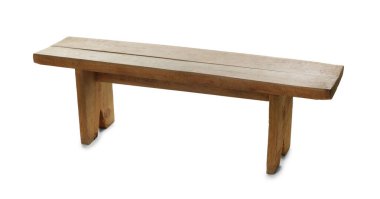 Tahta bank beyaz üzerine izole edilmiş. Kullanılmış eşyalar