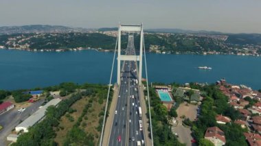 Istanbul Asya Boğaziçi Köprüsü deniz manzaralı