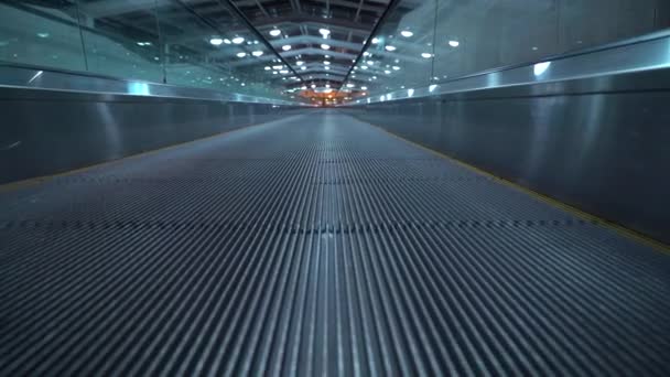 Escalator In The Shoping — Stock Footage Escalator Shoping Stock Video