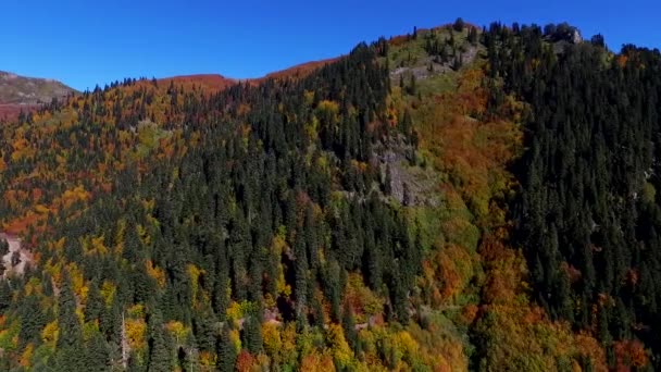 空中山脉自然景观锐利岩石 — 图库视频影像