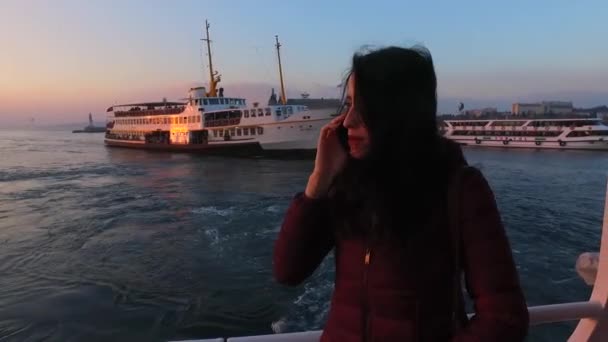 Стамбул Подорожі Talkng Смарт Телефон — стокове відео