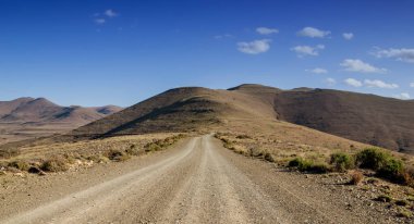 Eastern Cape savana, Güney Afrika çölünde yer yol