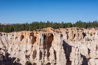 Bryce Milli Parkı, Utah dağa mağaralarda ile peyzaj sahne