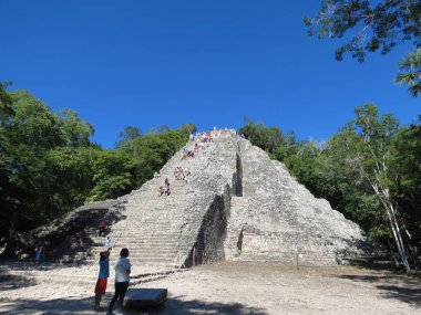Nohoch Mul Piramidi, Coba Arkeolojik Alanı, Yucatan, Meksika