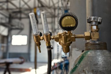 Endüstriyel tamirde sıvılaştırılmış gaz silindir ile basınç kontrolü için Basınç ölçü aygıtları