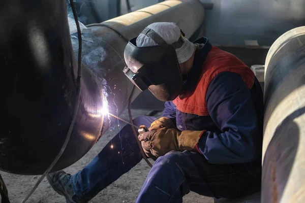 Soldador Máscara Roupa Protetora Está Ganhando Maior Solda Revestimento — Fotografia de Stock