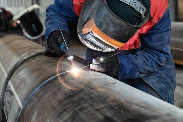 Welding control sample from a pipe of small diameter for proficiency testing by the method of argon-arc welding