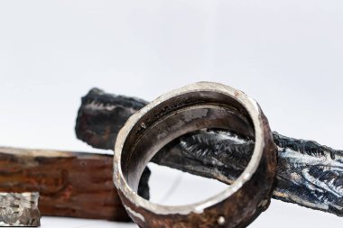 Mahsup kenarlar, Sigara kaynak ve Bölge: erime çizgisinin boşlukta kaynaklı varolan boru hattı kusurlu kaynak kesim