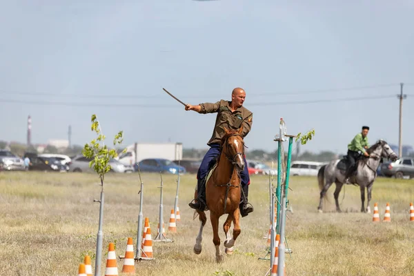 Демонстрации казачий конный спортивный клуб с демонстрацией — стоковое фото