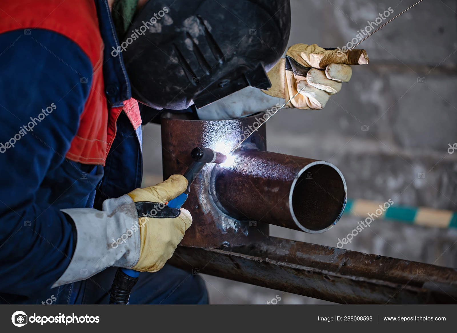 Argon arc welding control sample of carbon steel pipes Stock Photo by