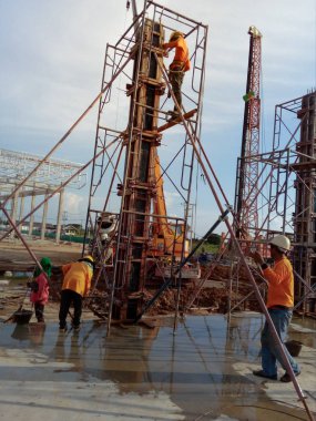 Yeniden oluşturma, bina yüklenici alt. 