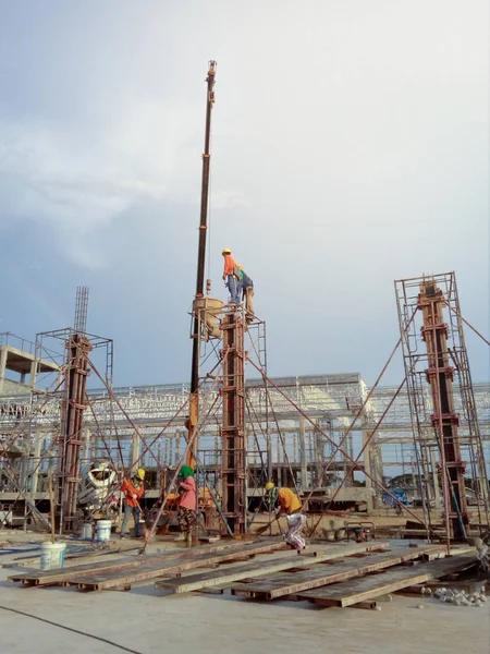 Rebuilding Building Contractor Worker — Stock Photo, Image