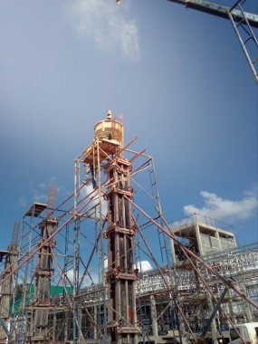 Yeniden oluşturma, bina yüklenici alt. 