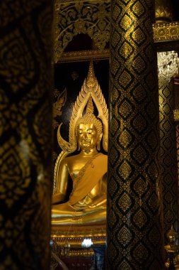 Buda heykelleri Phitsanulok ili, Tayland.