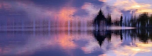 Himmelreflekterende vann . – stockfoto