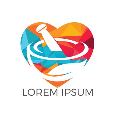 Kalp şeklinde eczane tıbbi logo tasarımı. Doğal havan topu ve tokmak logoti, ilaç bitkisel illüstrasyon sembolü vektör tasarımı.