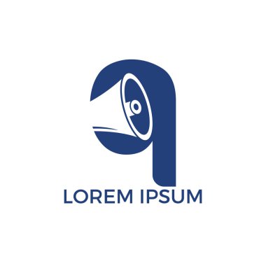 Alphabet Q ve Megafon logo tasarımı. Yüksek sesle medya logo türü simgesi. Logo simgesi tasarımını konuşun.
